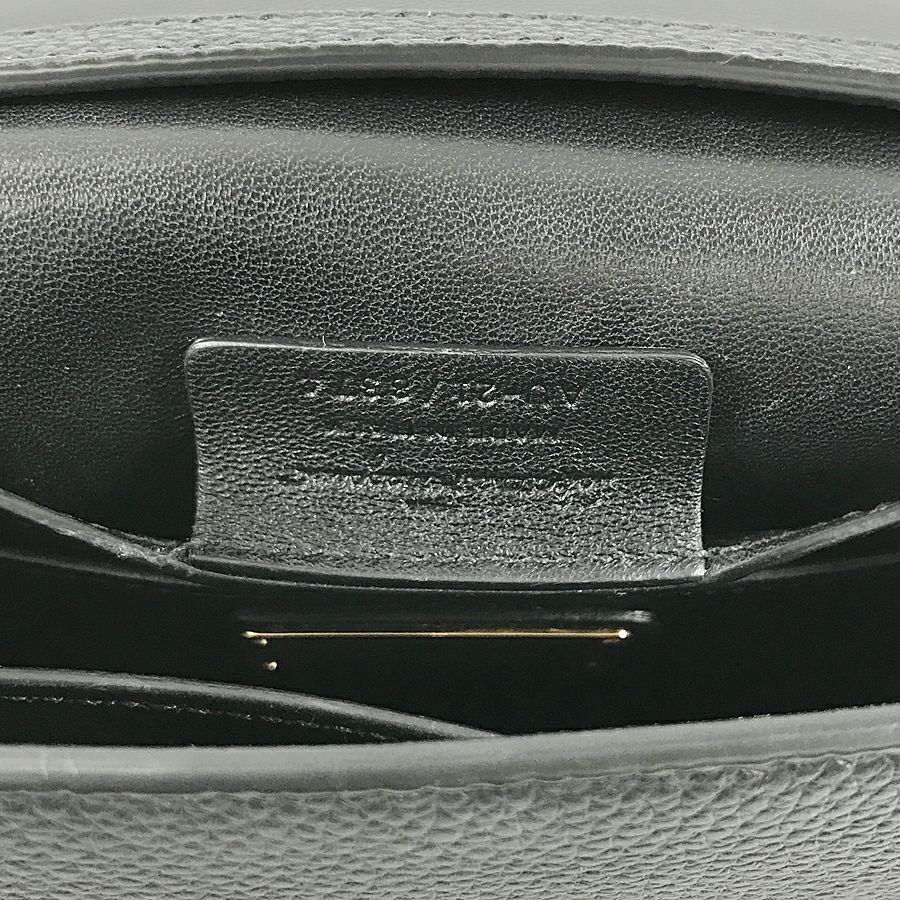 サルヴァトーレフェラガモ ショルダーバッグ