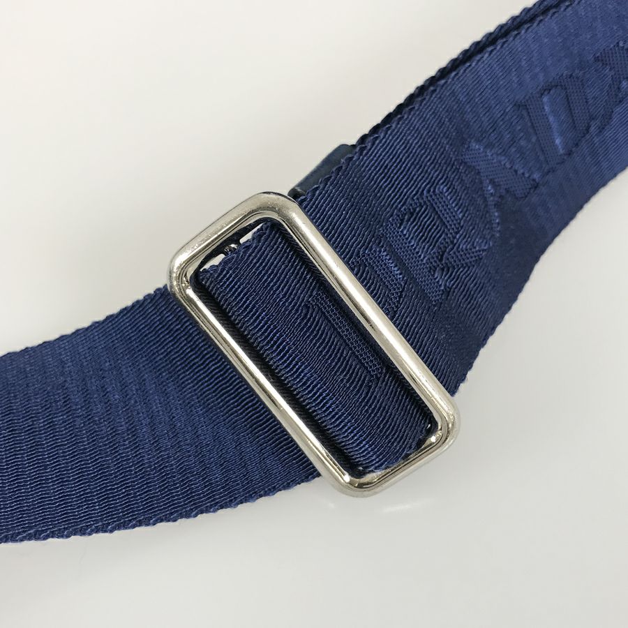 プラダ ハンドバッグ