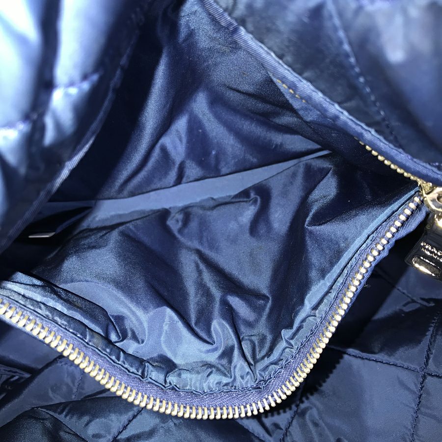 プラダ ハンドバッグ