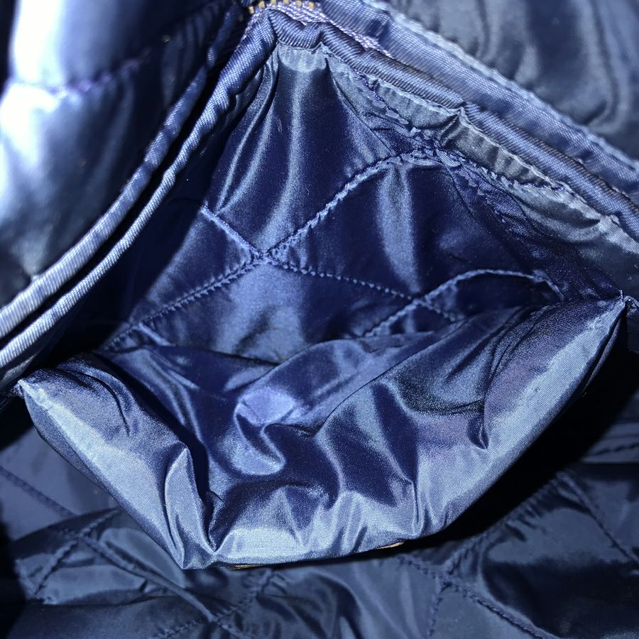 プラダ ハンドバッグ