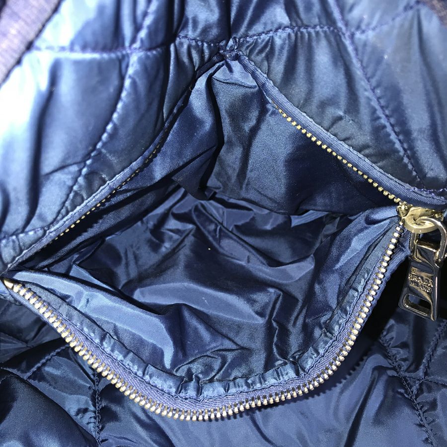 プラダ ハンドバッグ