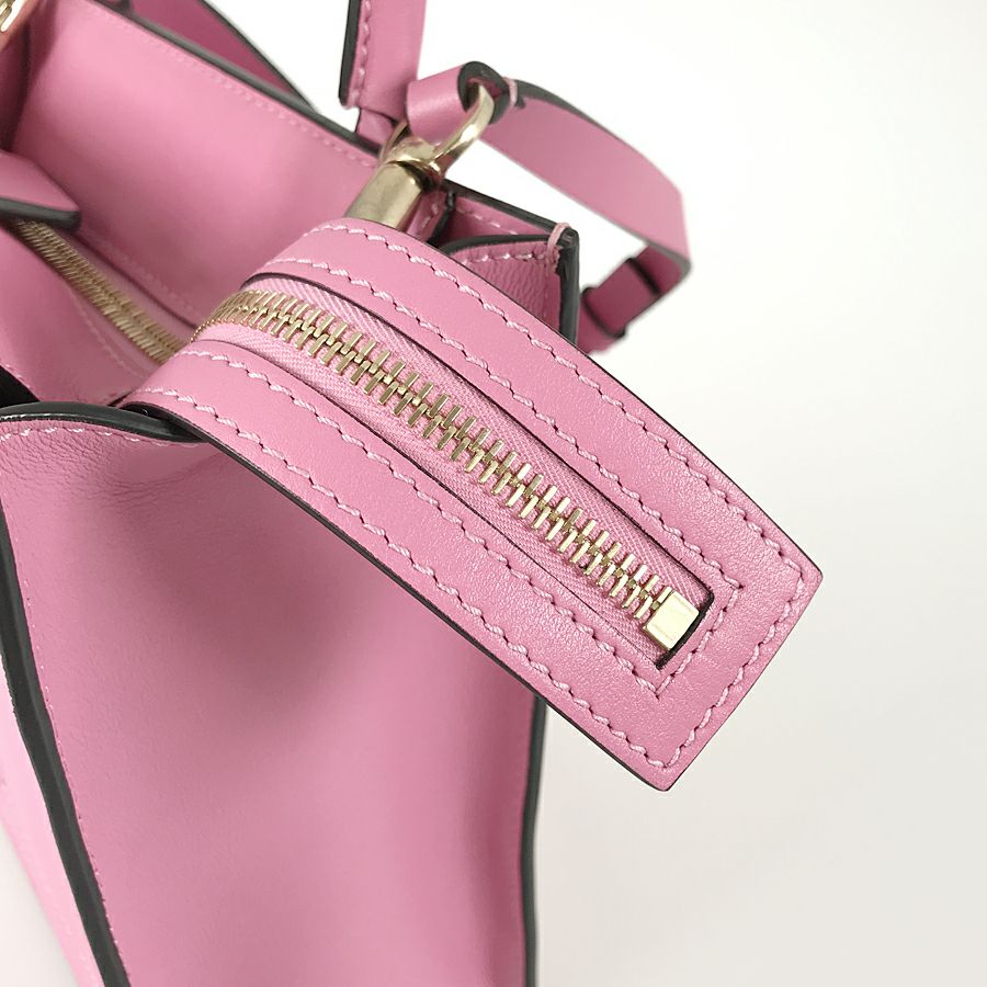 ヴァレンティノ ガラヴァーニ ハンドバッグ