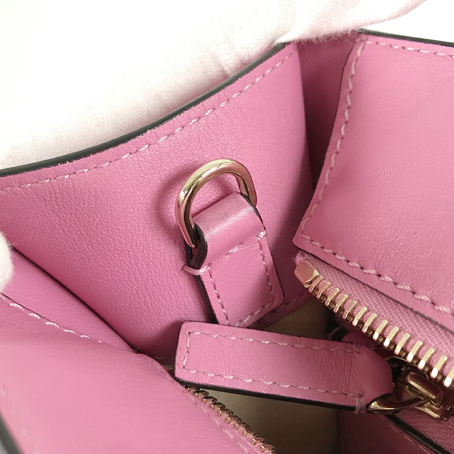 ヴァレンティノ ガラヴァーニ ハンドバッグ