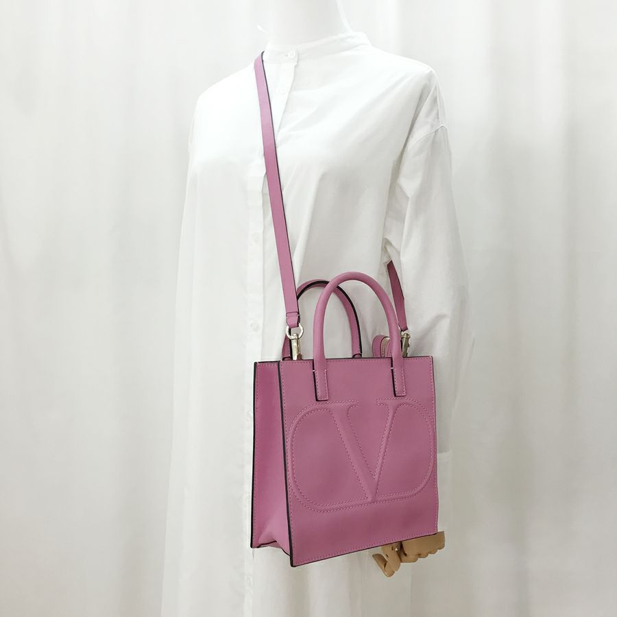 ヴァレンティノ ガラヴァーニ ハンドバッグ