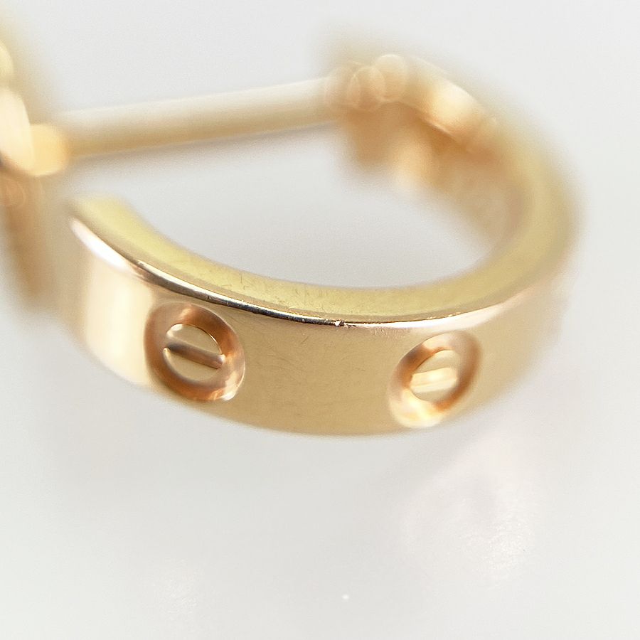 カルティエ ピアス