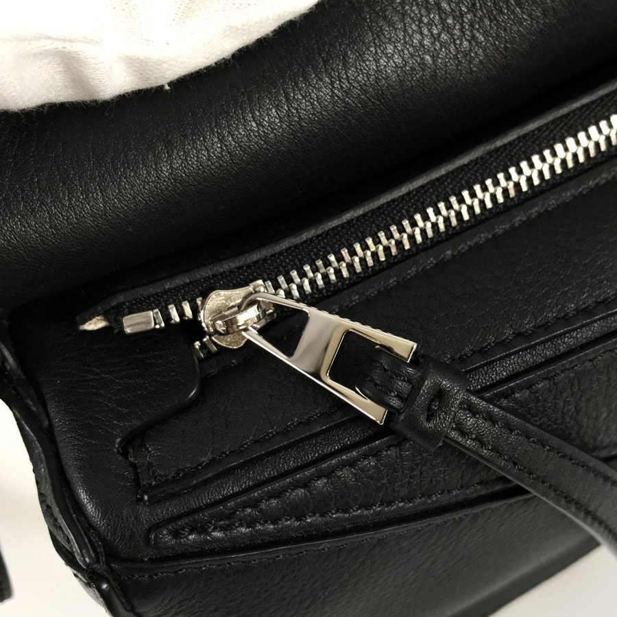 ロエベ ハンドバッグ