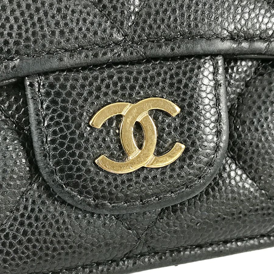 シャネル 三つ折り財布