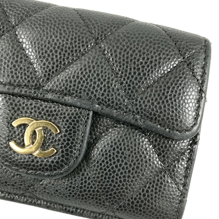 シャネル 三つ折り財布