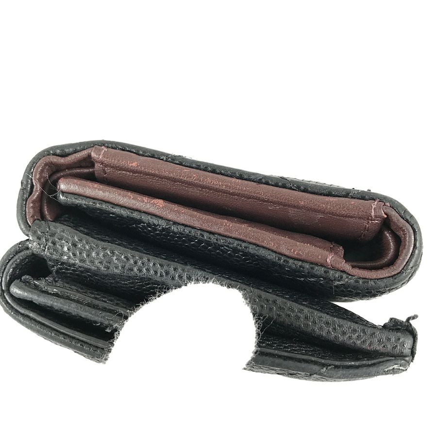 シャネル 三つ折り財布