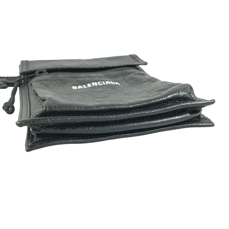 バレンシアガ ショルダーバッグ