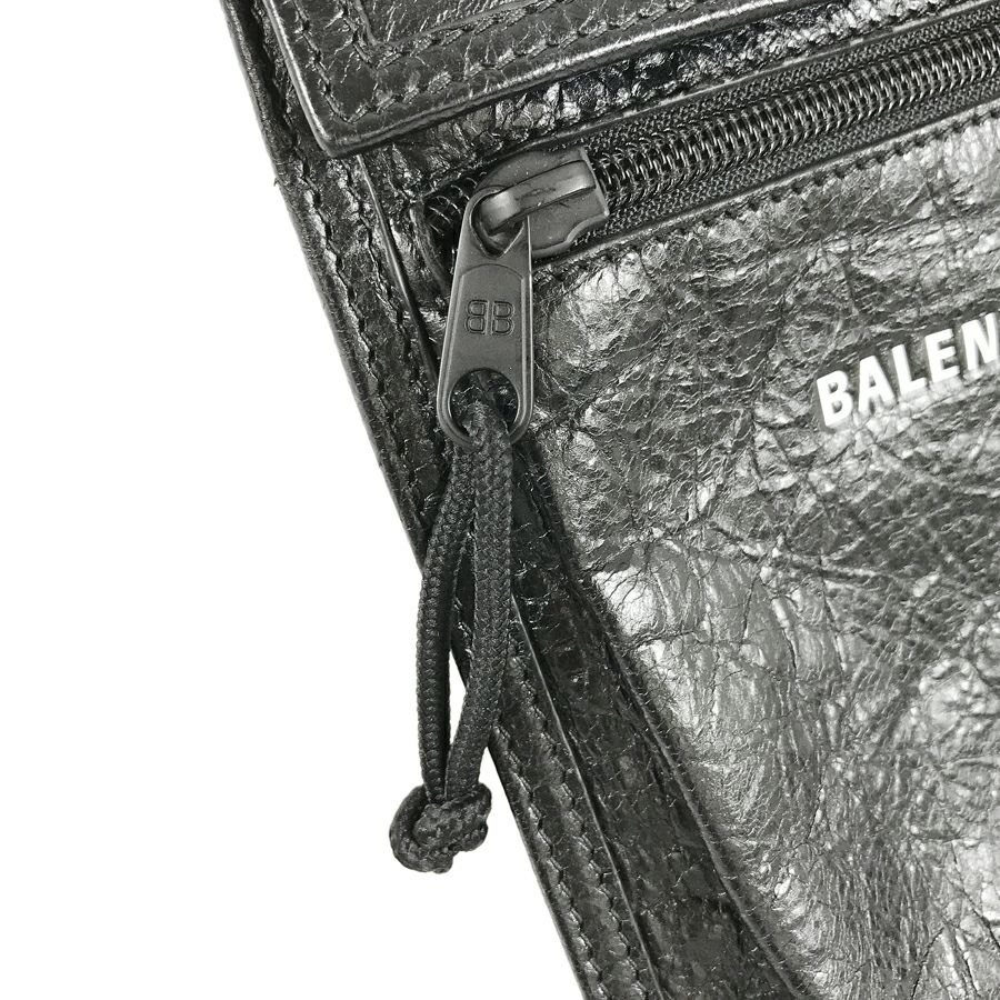 バレンシアガ ショルダーバッグ