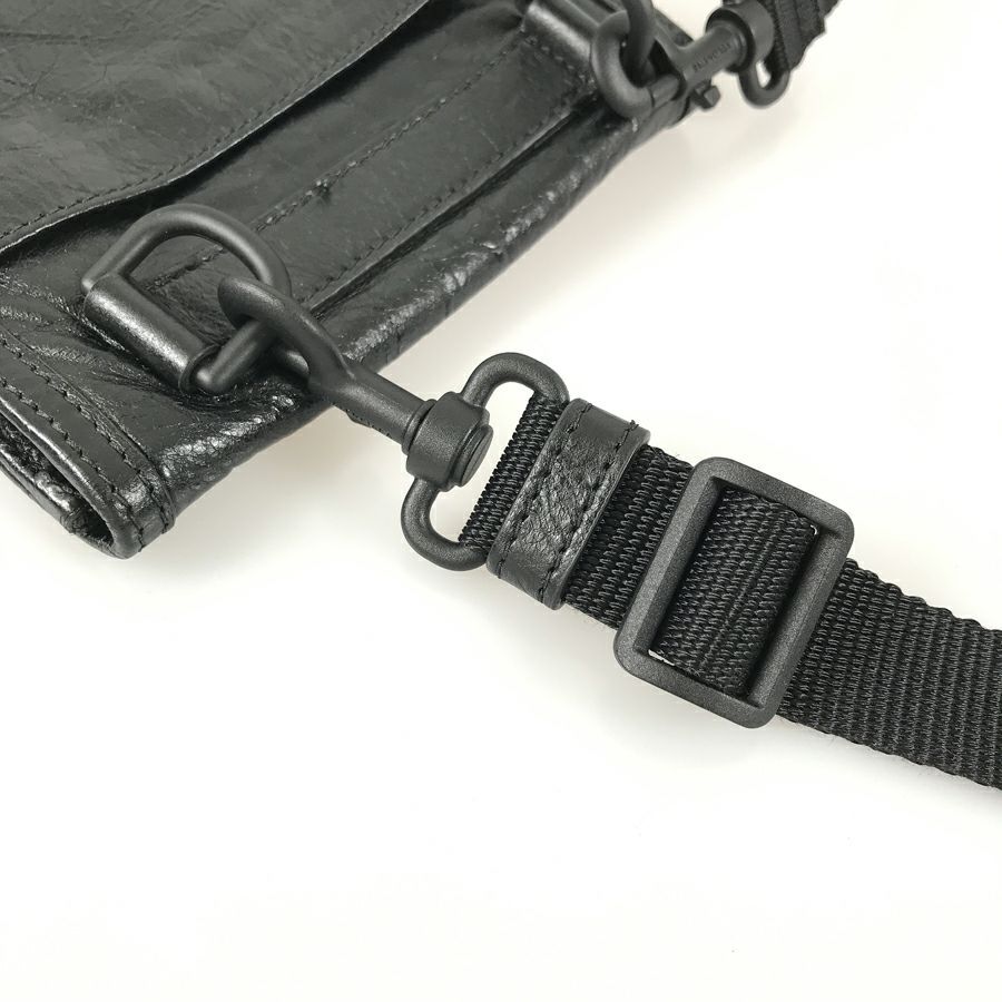 バレンシアガ ショルダーバッグ