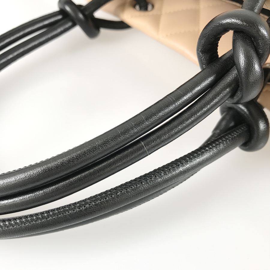 シャネル トートバッグ