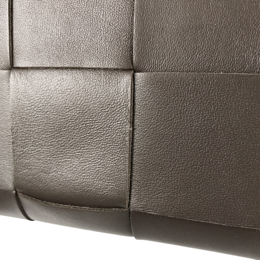 ボッテガヴェネタ 長財布 ラウンドファスナー