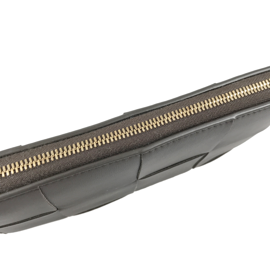 ボッテガヴェネタ 長財布 ラウンドファスナー