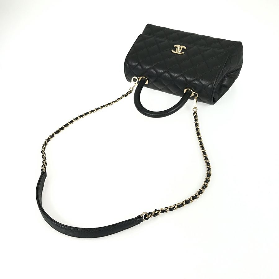 シャネル ハンドバッグ