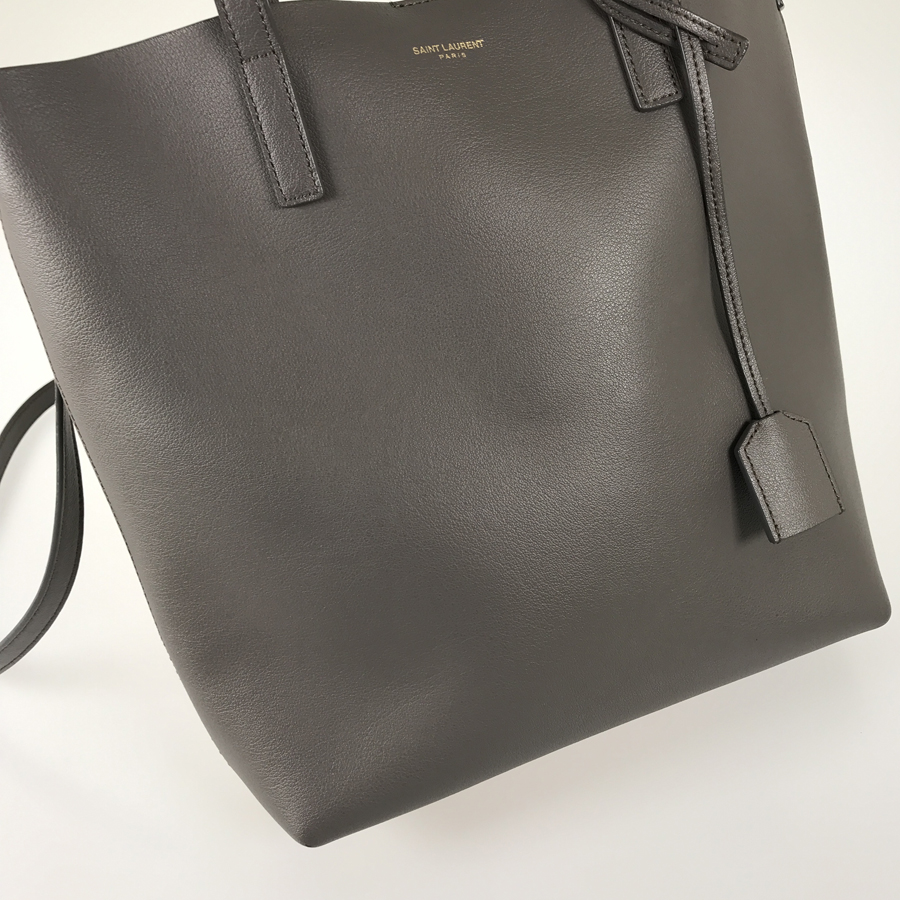 イヴ・サンローラン トートバッグ