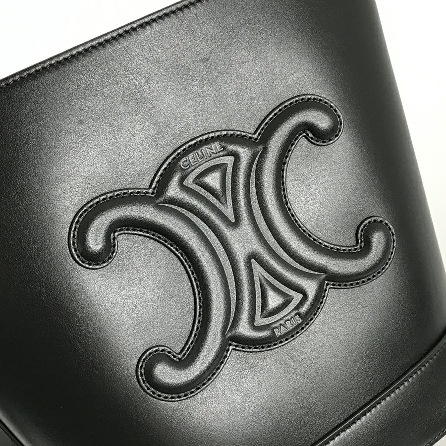 セリーヌ ショルダーバッグ