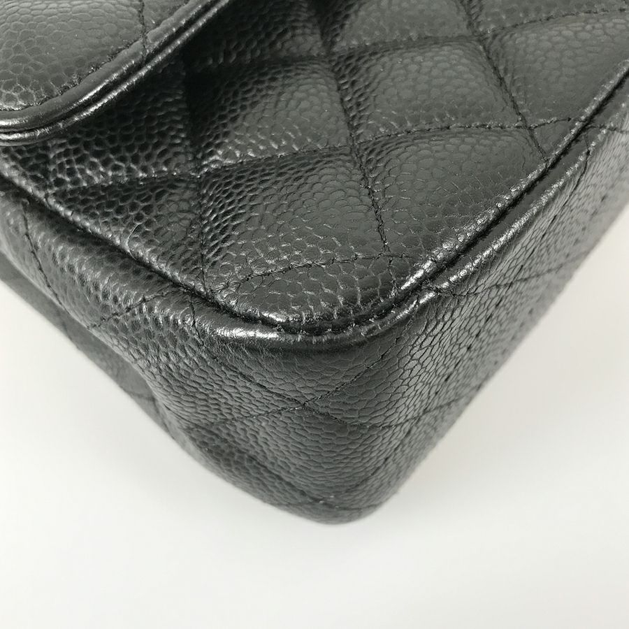 シャネル ショルダーバッグ