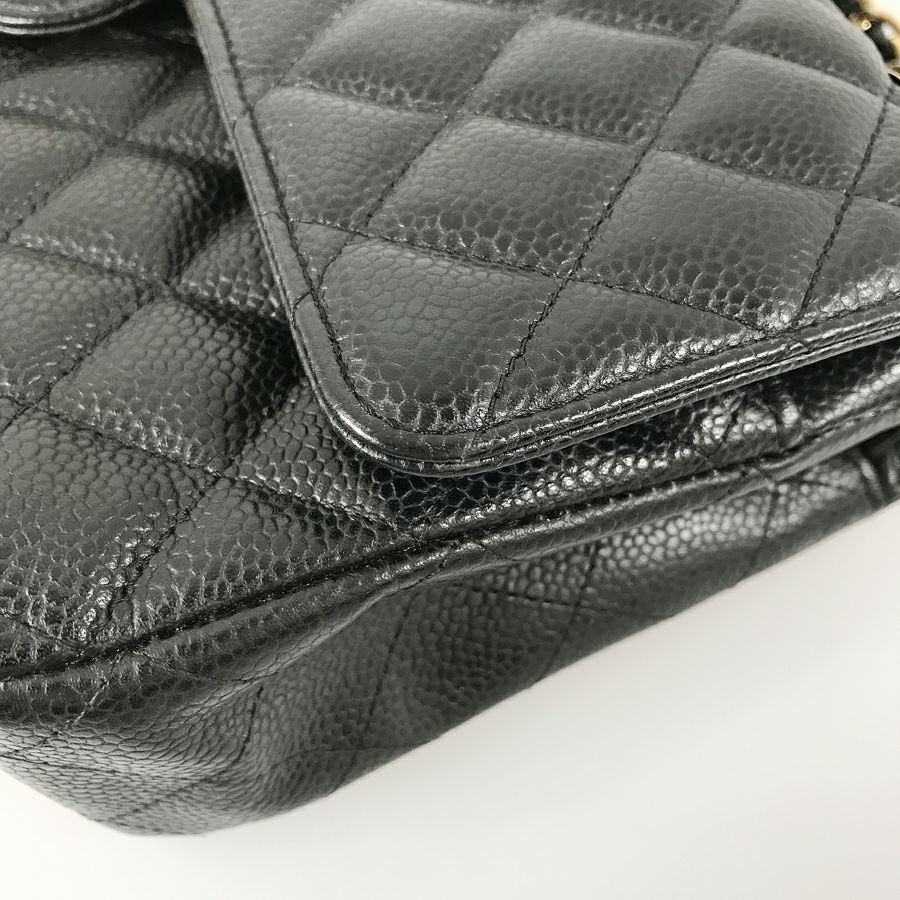 シャネル ショルダーバッグ