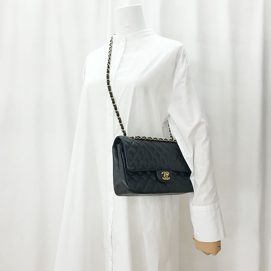 シャネル ショルダーバッグ