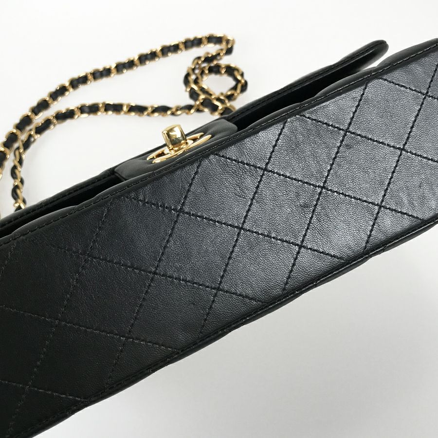 シャネル ショルダーバッグ