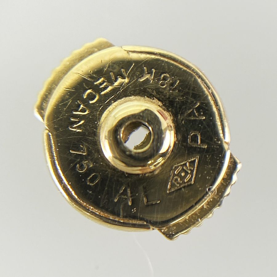 カルティエ ピアス