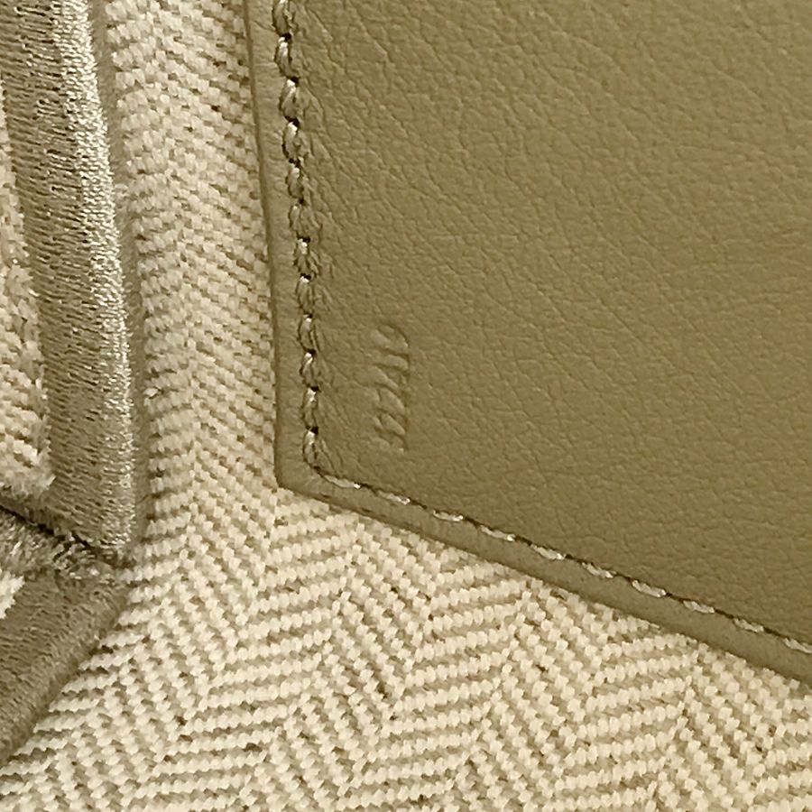 ロエベ トートバッグ