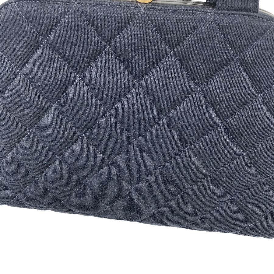 シャネル ハンドバッグ