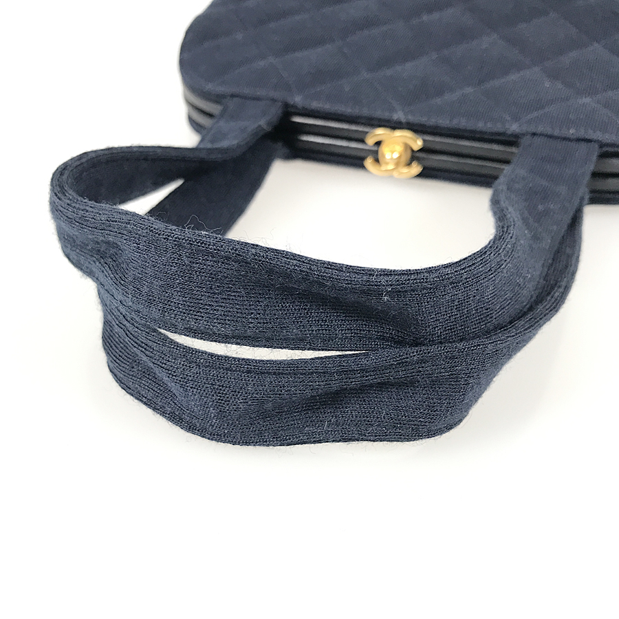 シャネル ハンドバッグ