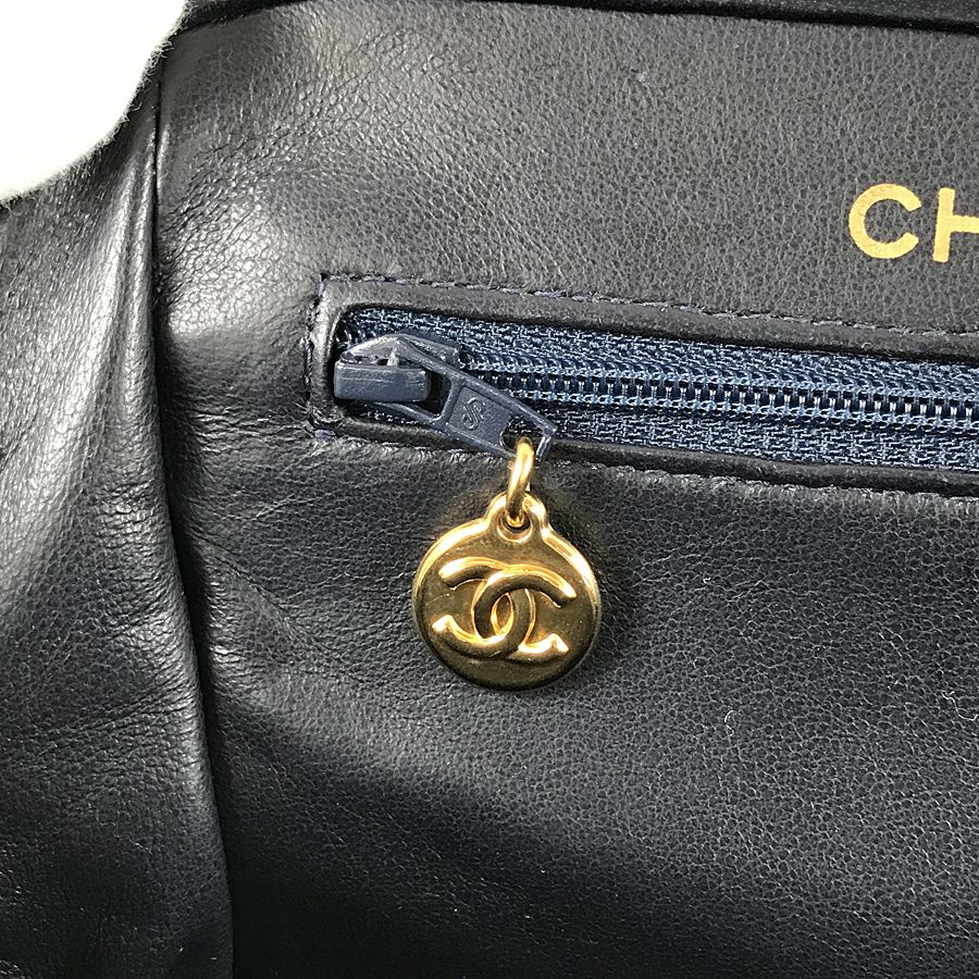 シャネル ハンドバッグ