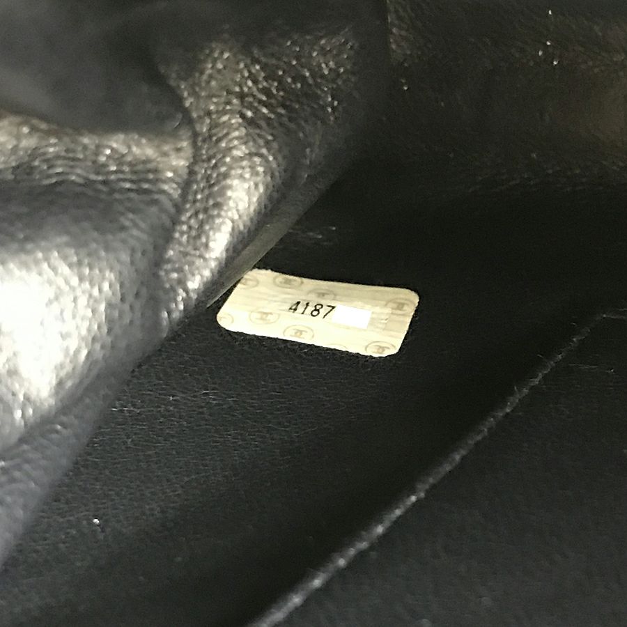 シャネル ハンドバッグ