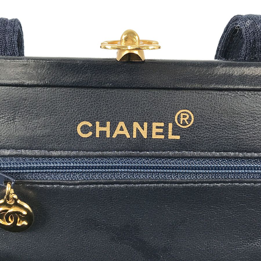 シャネル ハンドバッグ