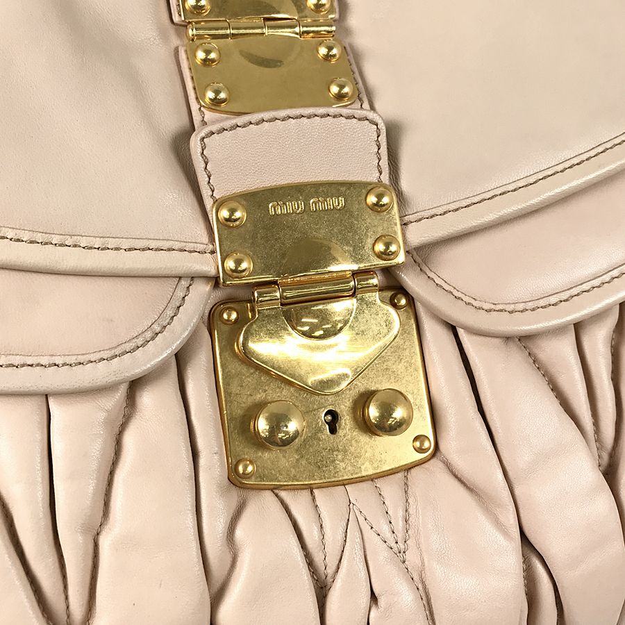 ミュウミュウ ショルダーバッグ