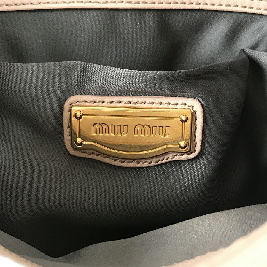 ミュウミュウ ショルダーバッグ