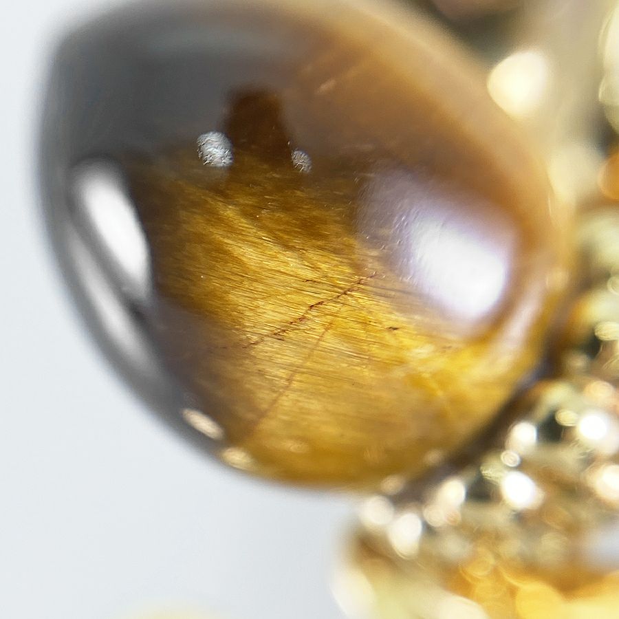 タサキ ブローチ