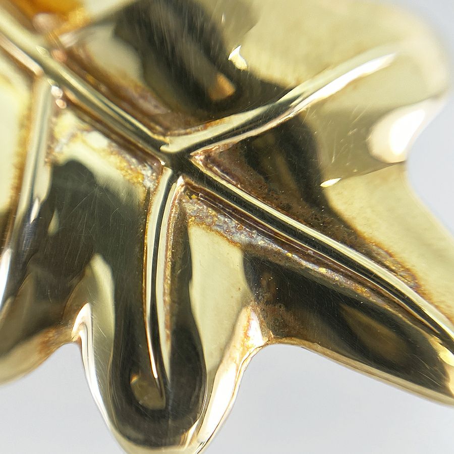 タサキ ブローチ