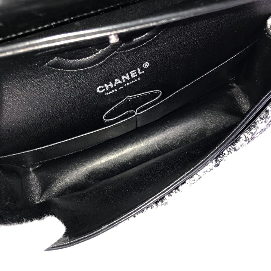 シャネル マトラッセ Wフラップ Wチェーン  ショルダーバッグ