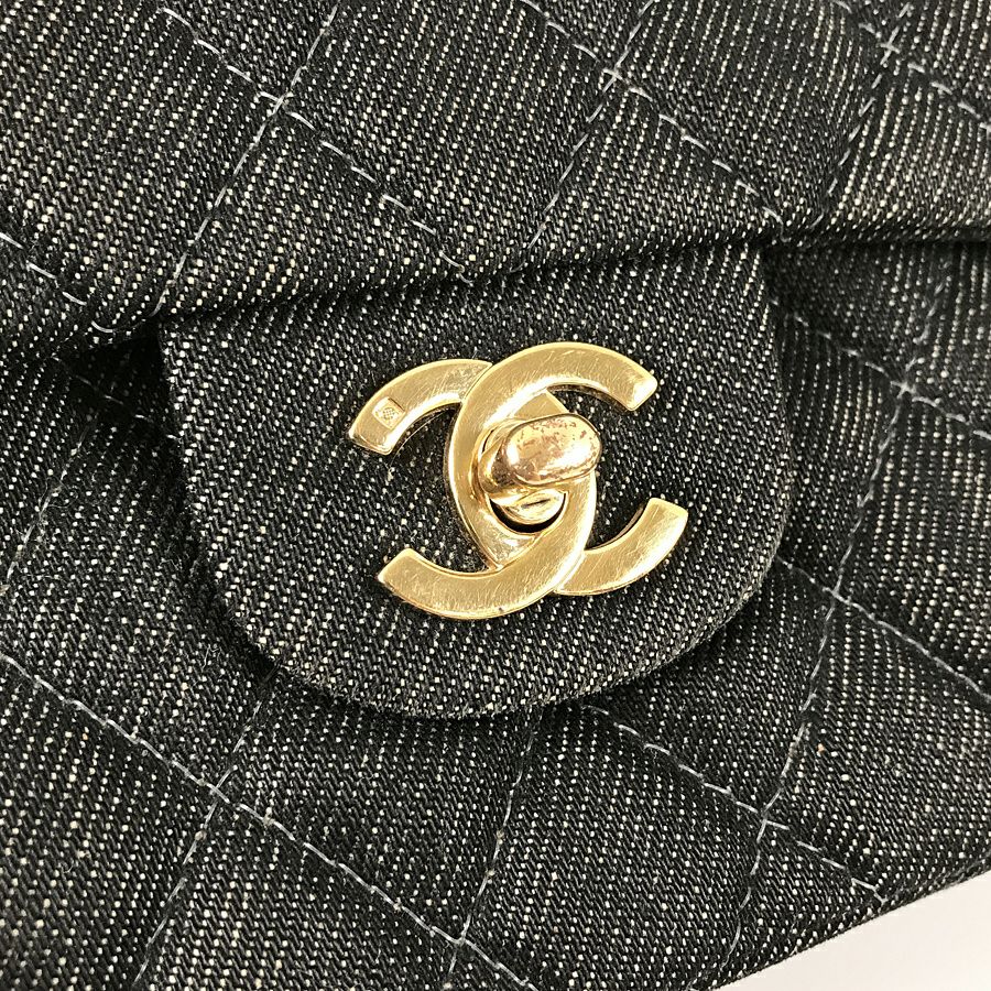 シャネル ショルダーバッグ