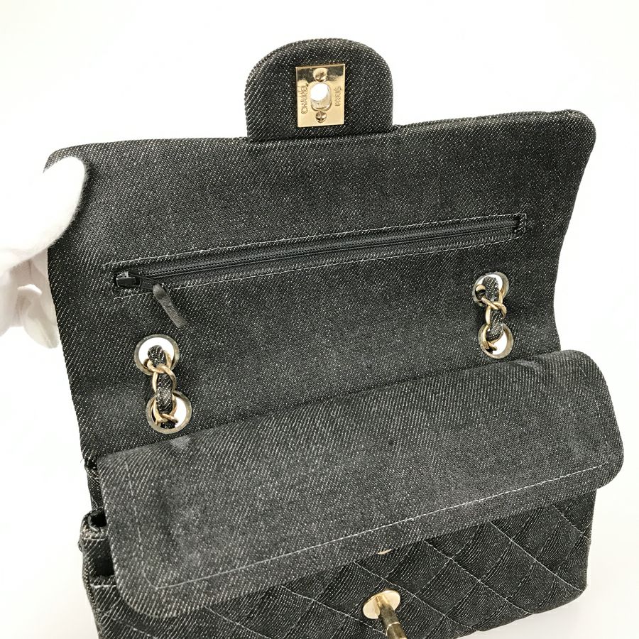 シャネル ショルダーバッグ