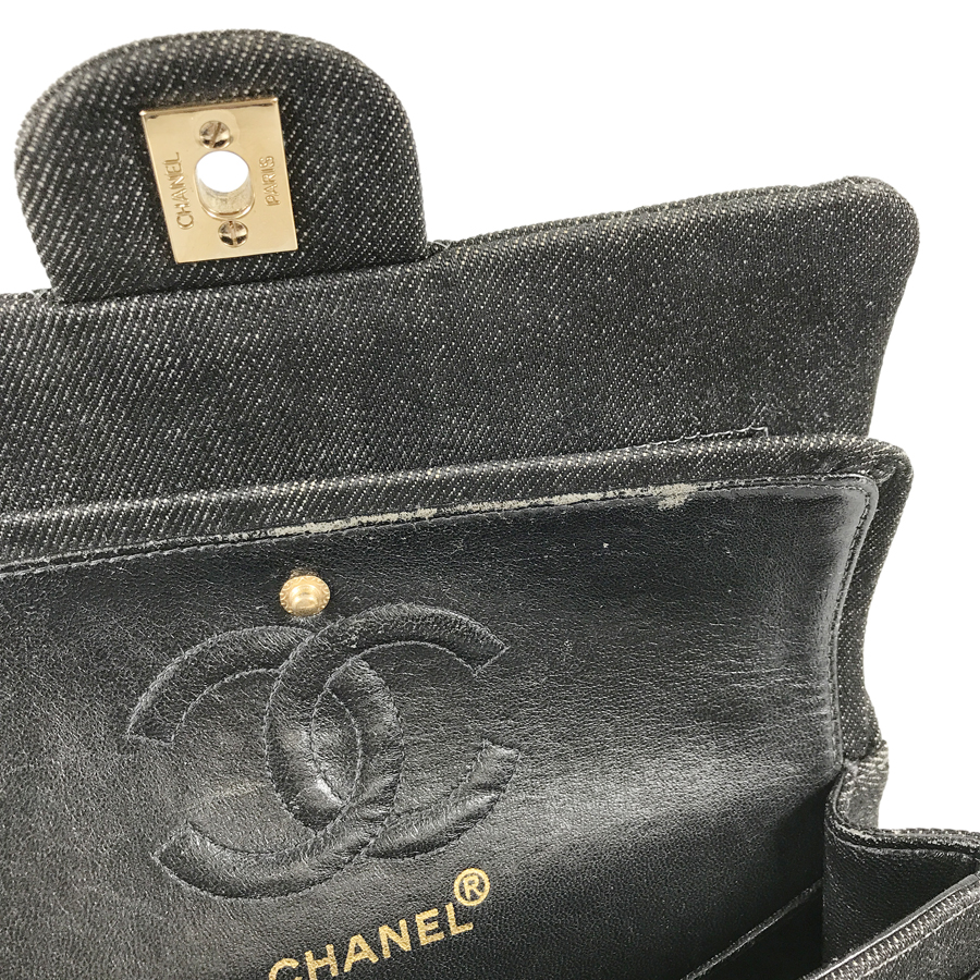 シャネル ショルダーバッグ