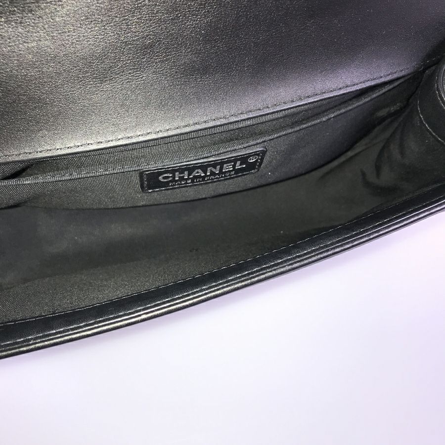 シャネル ショルダーバッグ