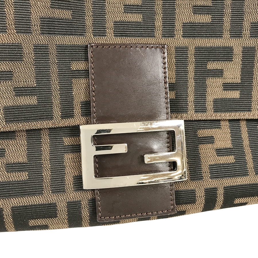 フェンディ ショルダーバッグ