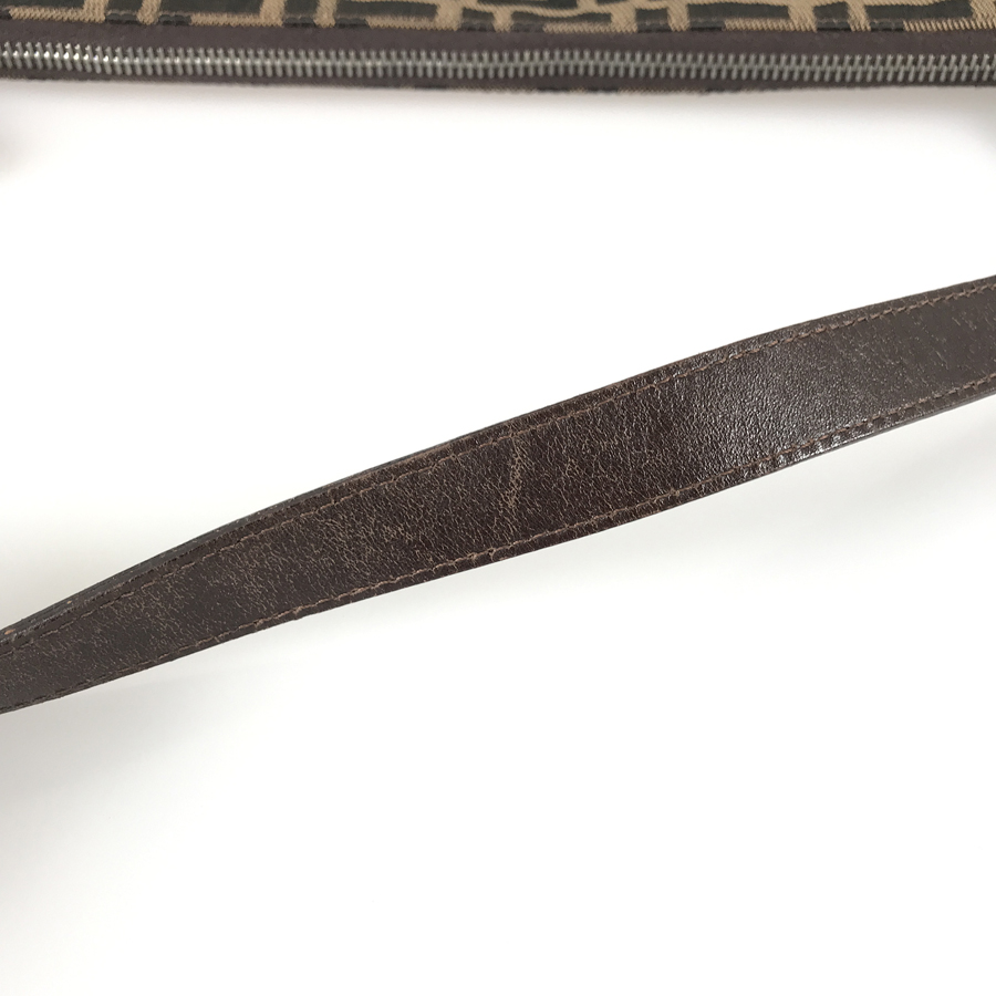 フェンディ ショルダーバッグ