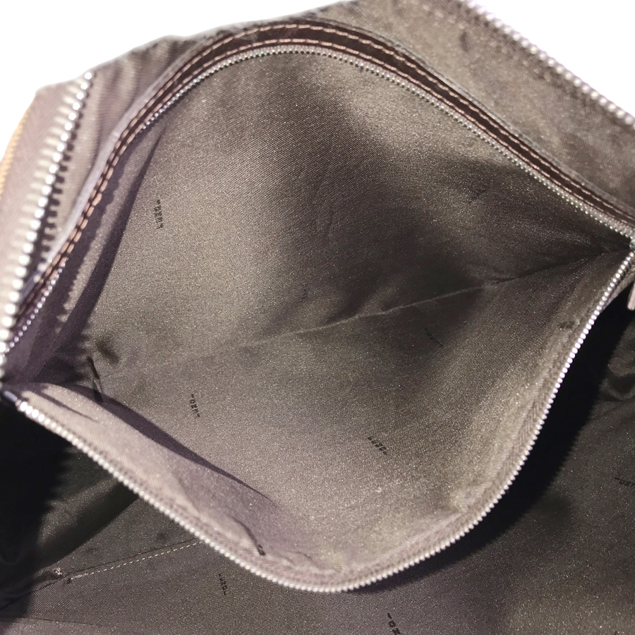 フェンディ ショルダーバッグ