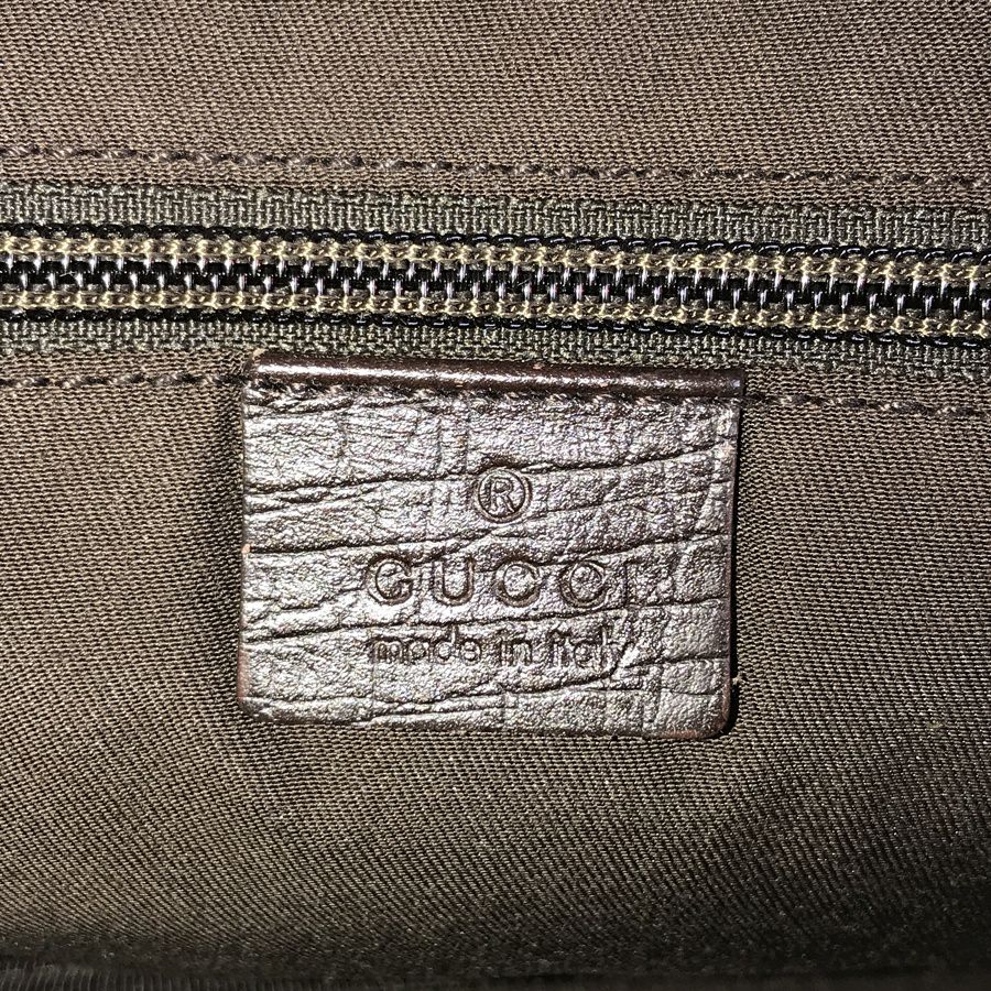 グッチ ショルダーバッグ