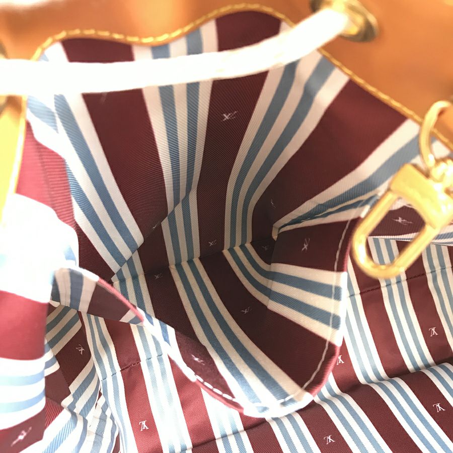 ルイ・ヴィトン トートバッグ