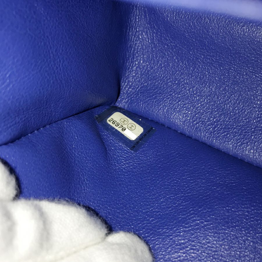 シャネル ショルダーバッグ