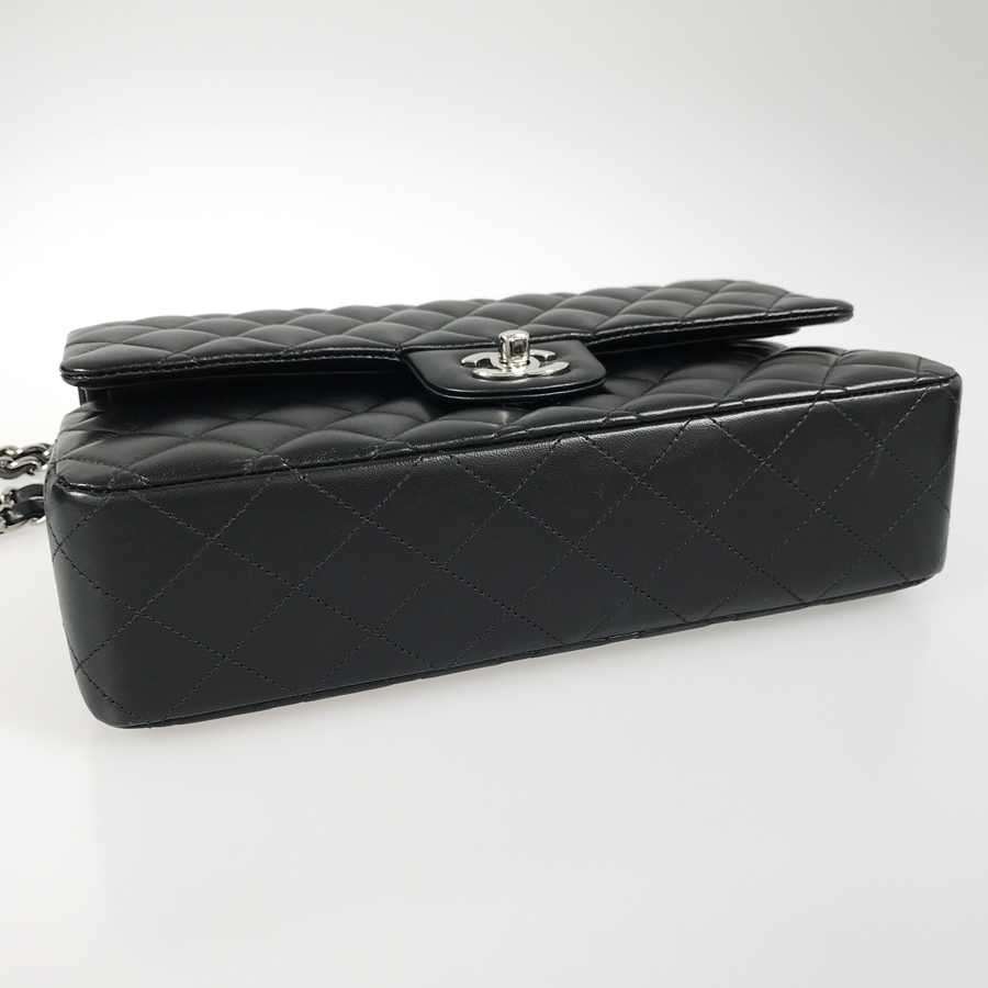 シャネル ショルダーバッグ