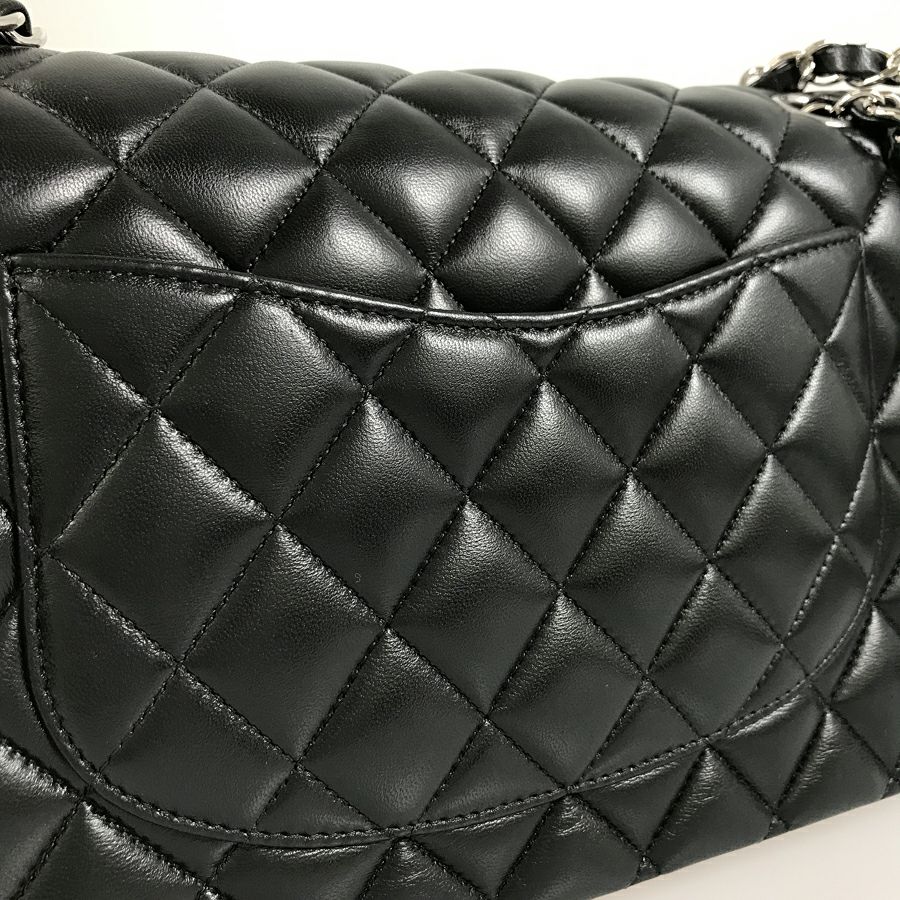 シャネル ショルダーバッグ